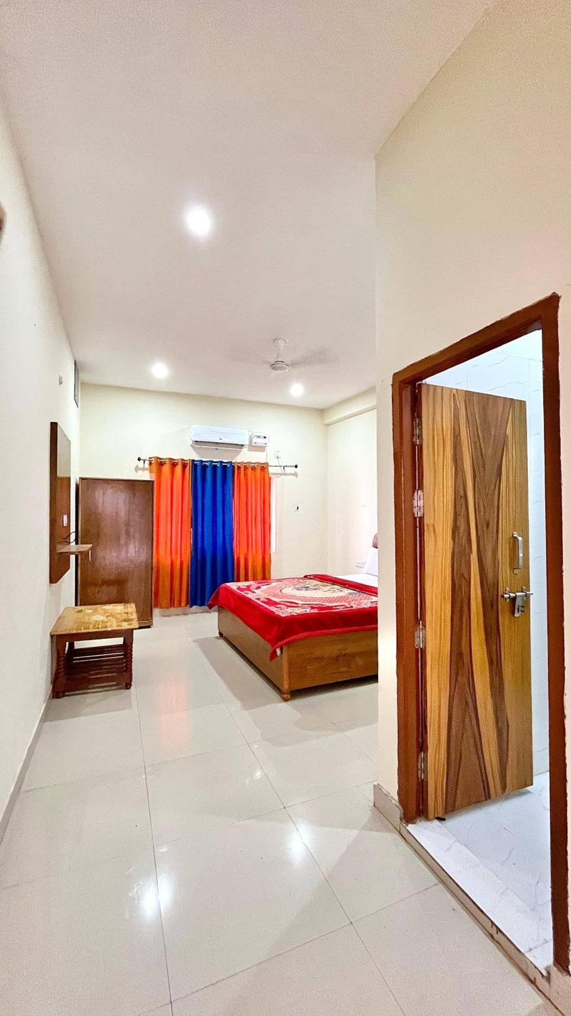Aditya Palace Orchha Luaran gambar