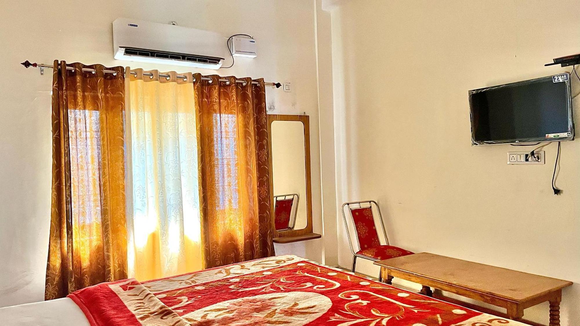 Aditya Palace Orchha Luaran gambar
